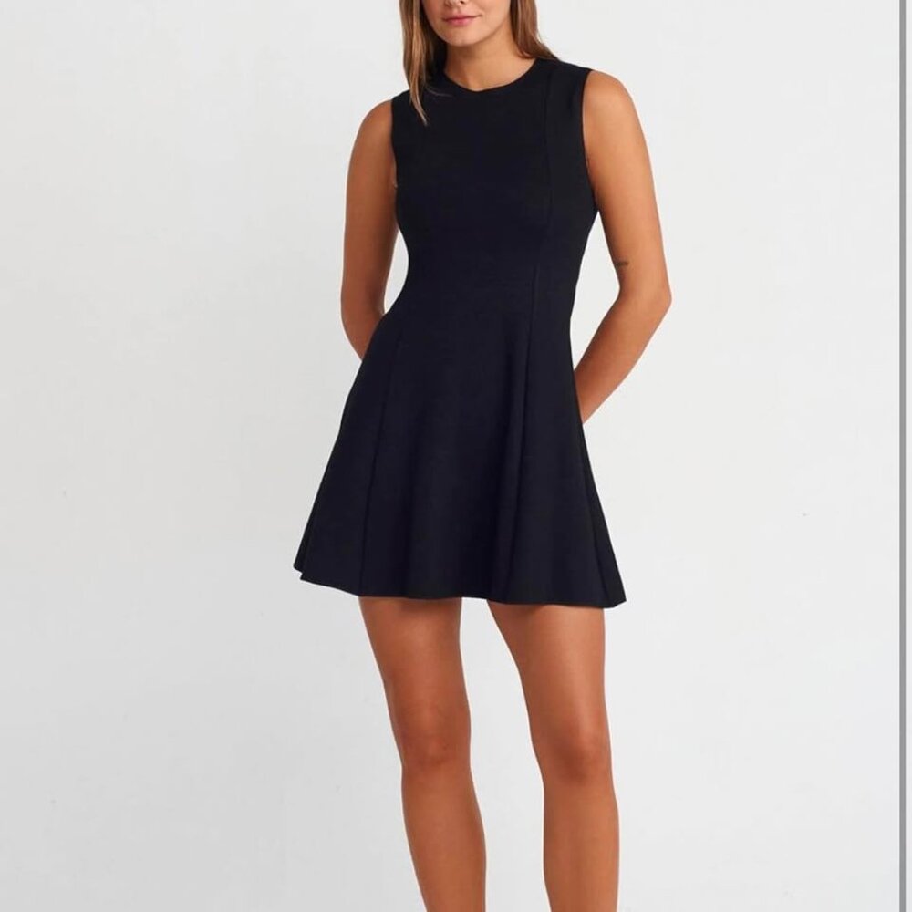 Sleeveless Knit Mini Dress-Black-Small-Minsure